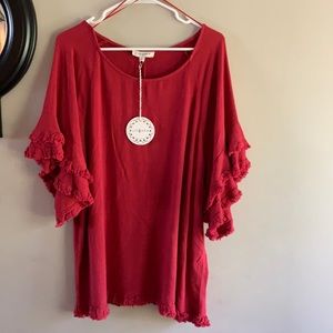 NWT! Red Top, size XL